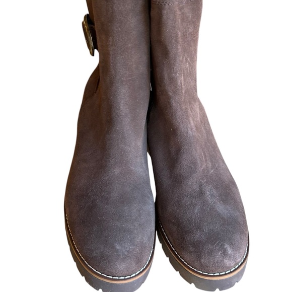 NEW Blondo Dakota Brown Suede Wedge Waterproof Booties - Picture 2 of 8